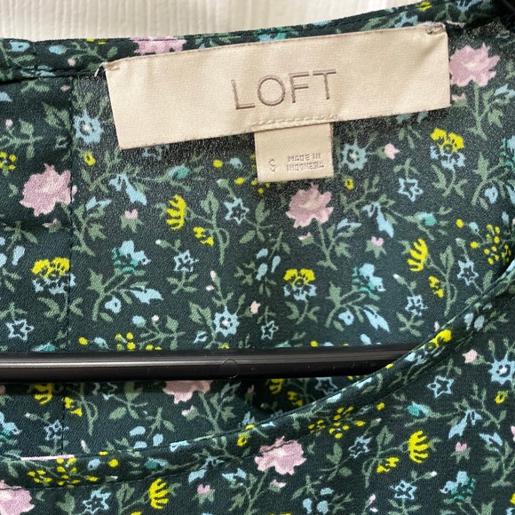 LOFT Ditsy Bloom Draped Sleeve Top - Picture 12 of 14